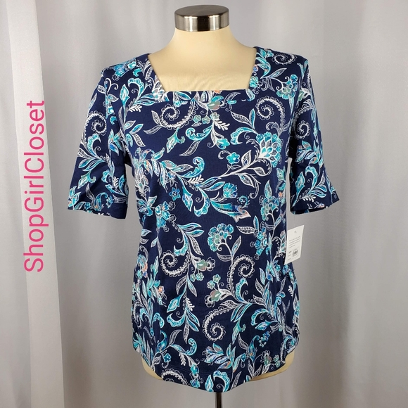 🆕️ Croft and Barrow Blue Floral Top-Sz Med Petite